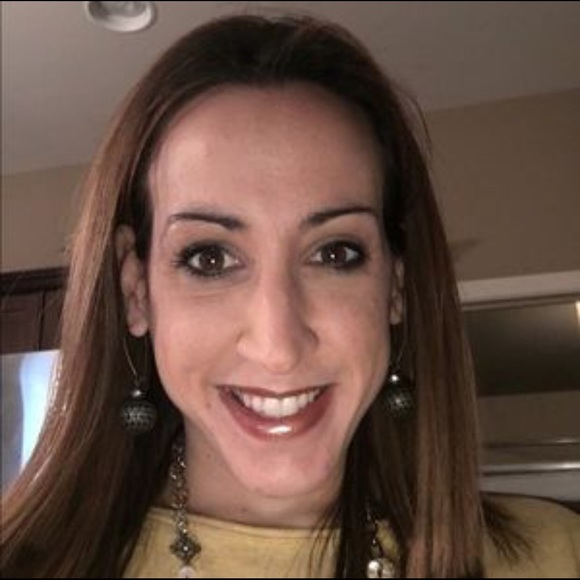 Meet your Posher, Sunny - Picture 1 of 1